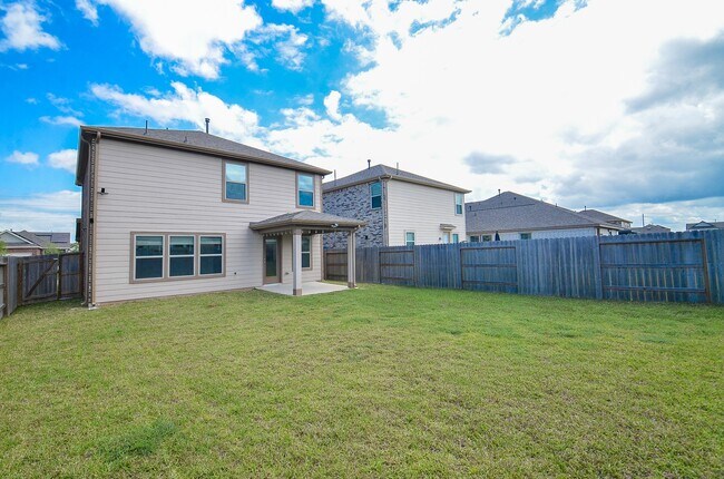 Building Photo - 2892 Grand Anse Dr