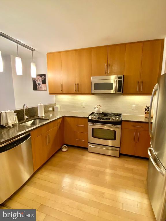 Building Photo - 1425 Locust St