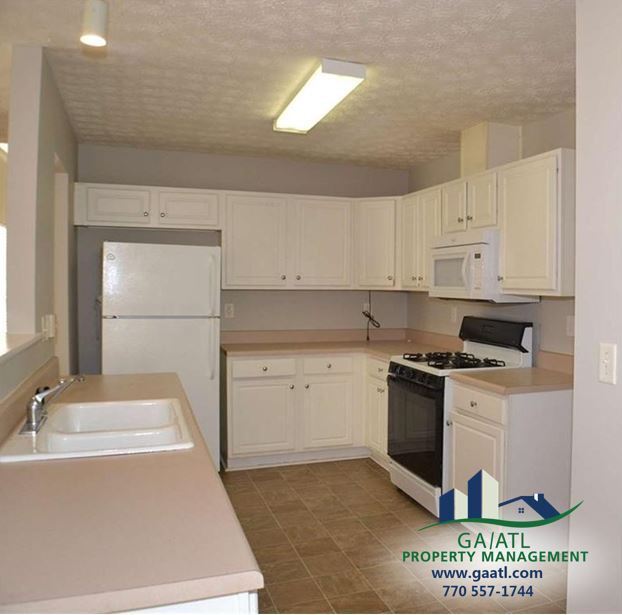 Building Photo - Beautiful home in GREAT school district av...