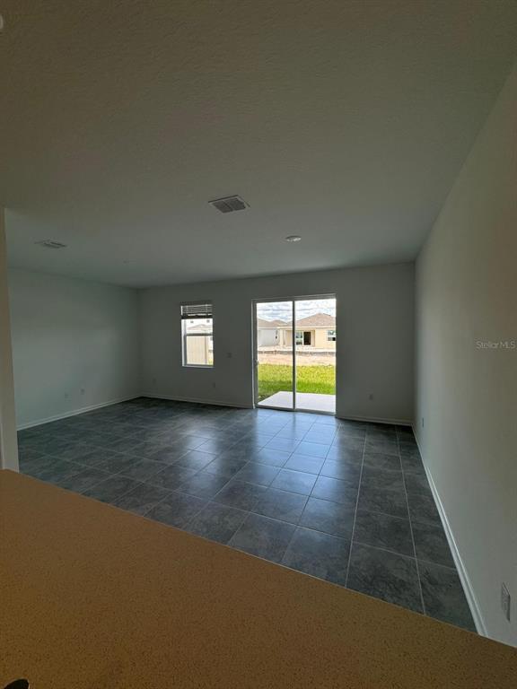 Building Photo - 2503 Skyline Lp