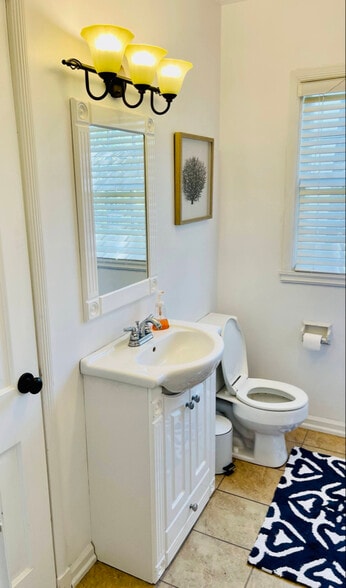 Building Photo - 101 22nd St SW