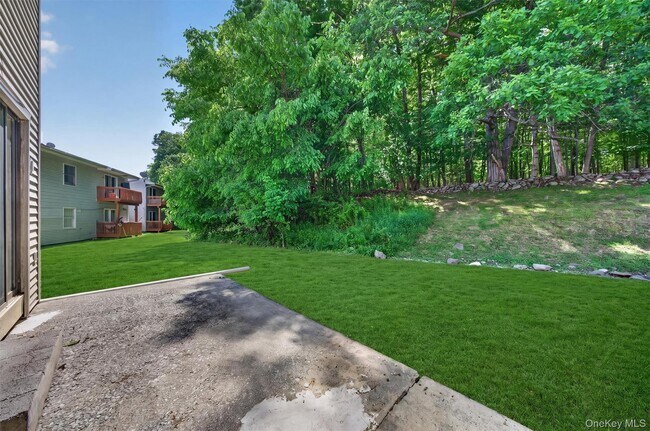 Building Photo - 202 Concord Ln