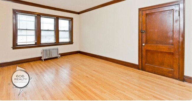 Building Photo - Berwyn Apts for Rent!