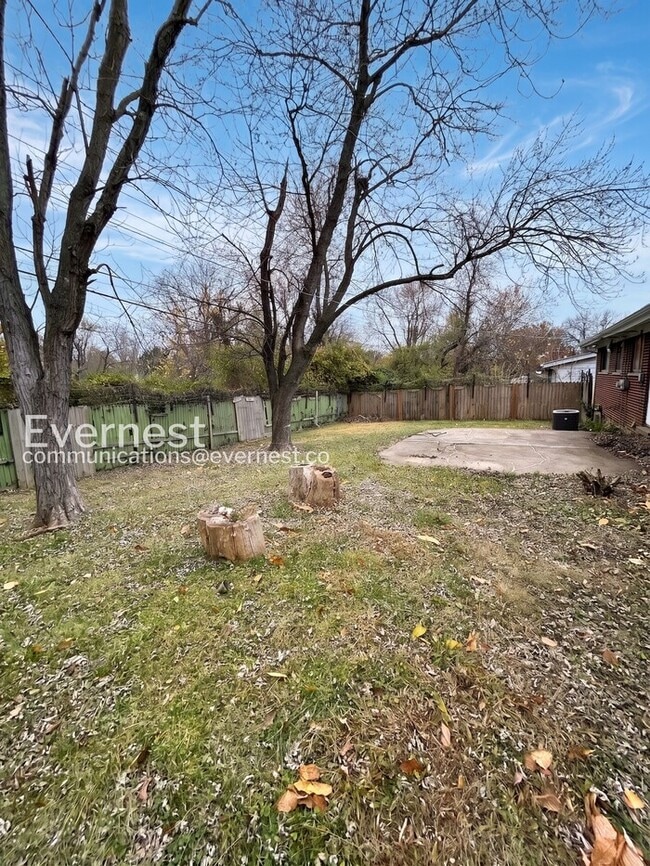 Building Photo - 10322 Monarch Dr