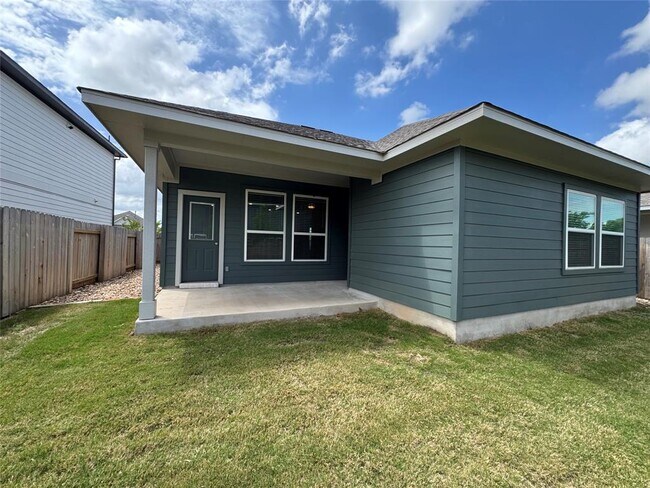 Building Photo - 116 Corn Ln