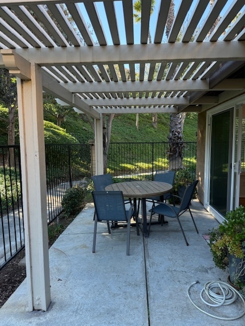 Building Photo - 641 S Iron Horse Ln