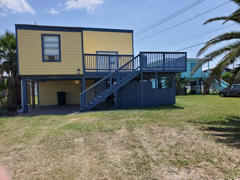 Building Photo - 4215 Hardin Dr