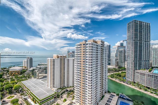 Building Photo - 900 Brickell Key Blvd