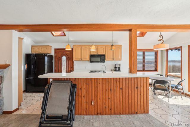 Building Photo - 3641 Mann Rd