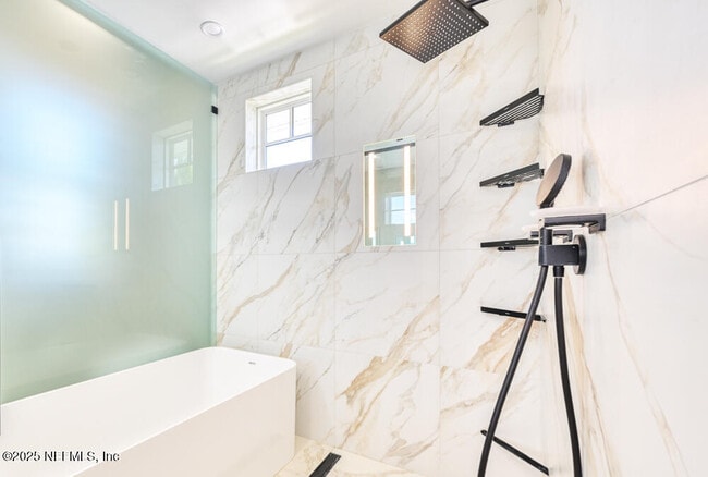 Building Photo - 2410 Beach Blvd