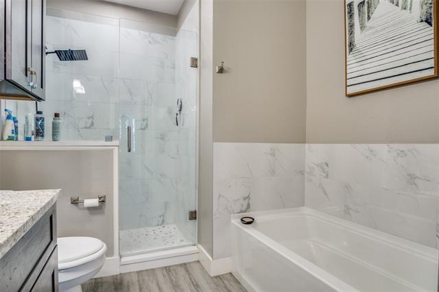 Building Photo - 2621 White Rock Dr