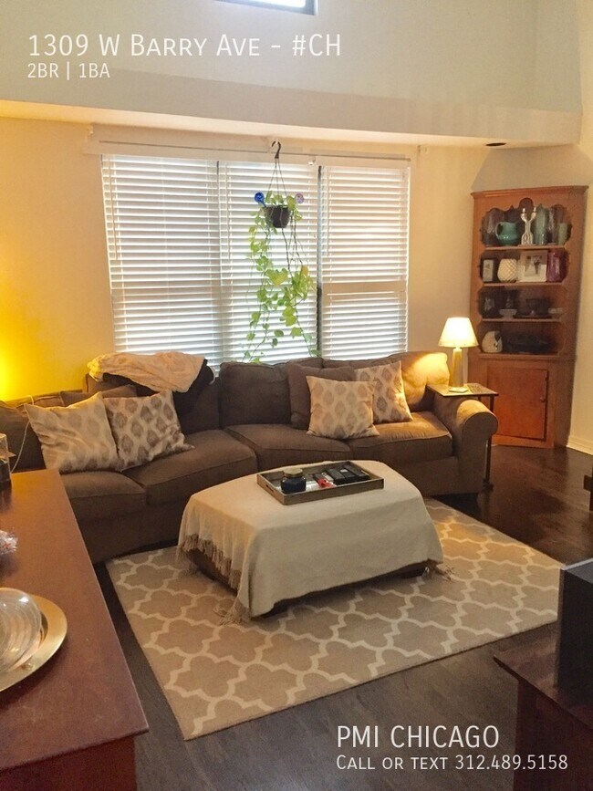 Building Photo - 1309 W Barry Ave