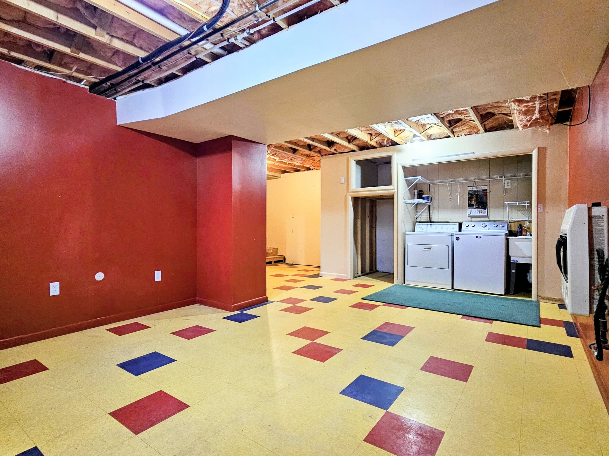 Building Photo - 131 Red Stone Cir