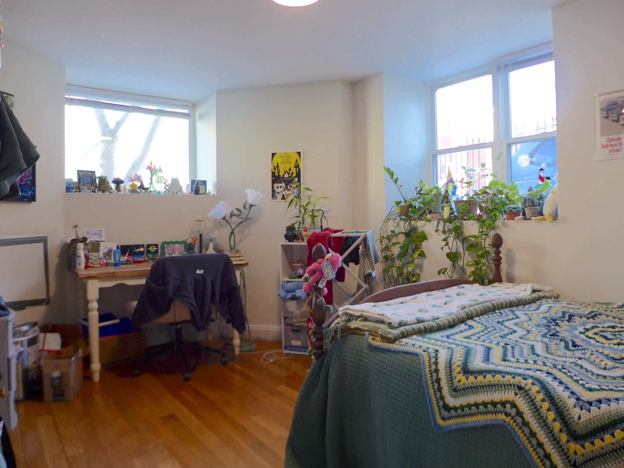 Building Photo - 828 Parker St