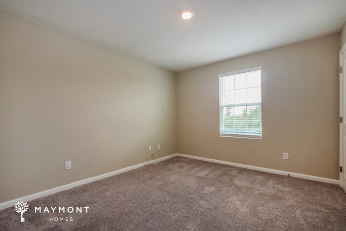 Building Photo - 2703 Island Walk Dr