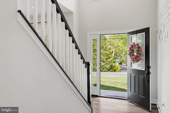 Building Photo - 722 Whitneys Landing Dr