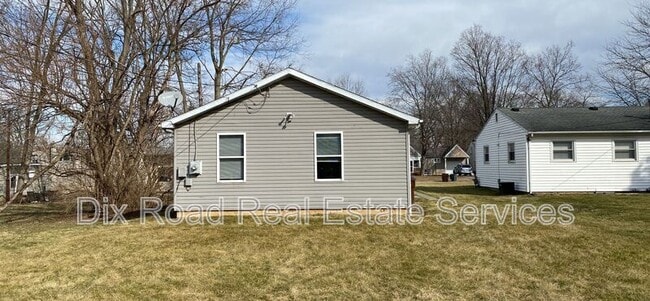 Building Photo - 2224 Whittier St