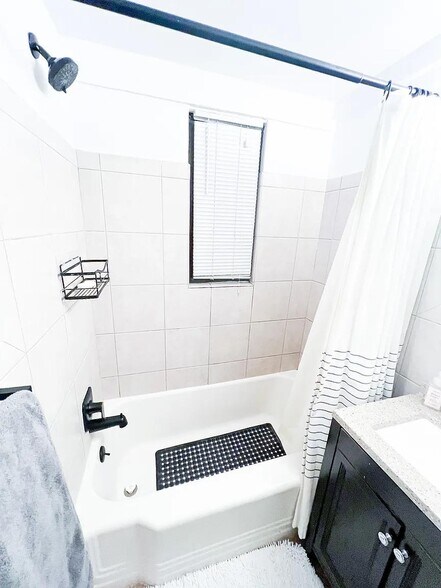 Building Photo - 2141 I St NW