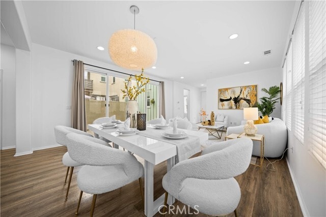 Building Photo - 145 Mongoose