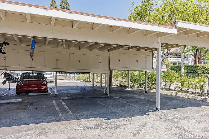 Building Photo - 25644 Mont Pointe