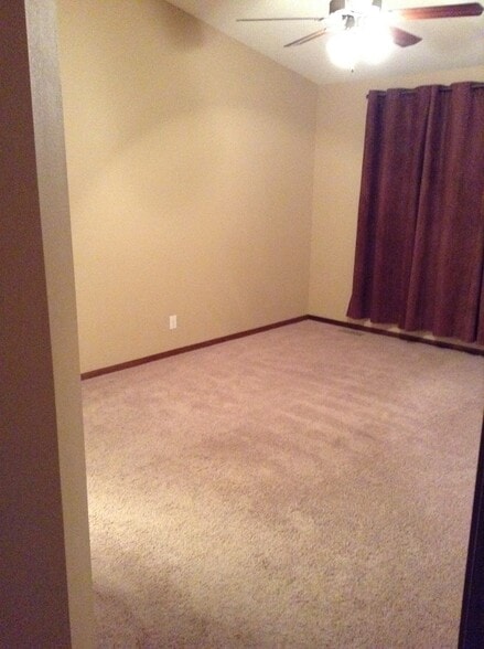 Bed Master - 2901 SE Stonegate Dr