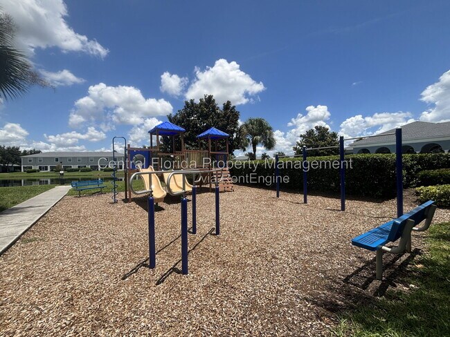 Building Photo - 10735 Savannah Wood Ct
