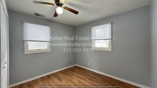 Building Photo - 2711 Dunlap St