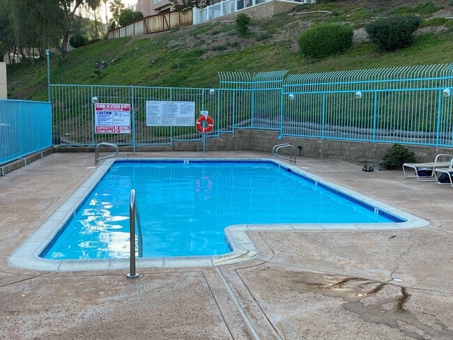 Building Photo - Rancho Villas 2 Bedroom 2.5 Bath