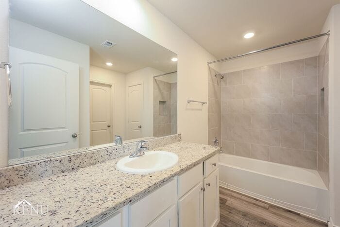 Building Photo - 2906 Citron Garden