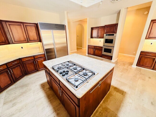 Building Photo - 10 Oaks Guard gated community