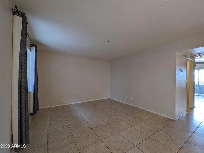 Building Photo - 12123 W Bell Rd