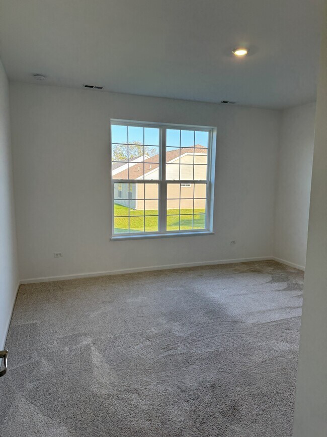 Building Photo - 10891 Thomas St