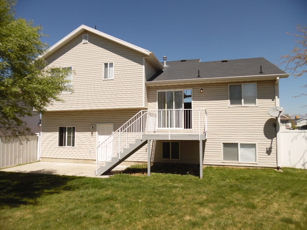 Building Photo - 2635 W 4100 S