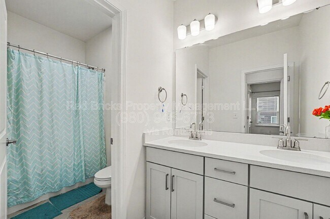 Building Photo - 13126 Chopin Ridge Rd