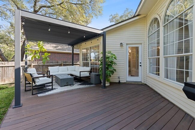 Building Photo - 6716 Edwardson Cove