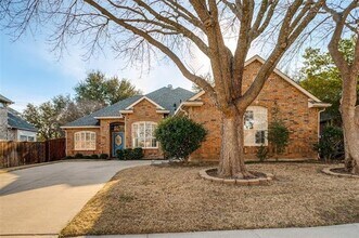 Building Photo - 5712 Lafayette Dr