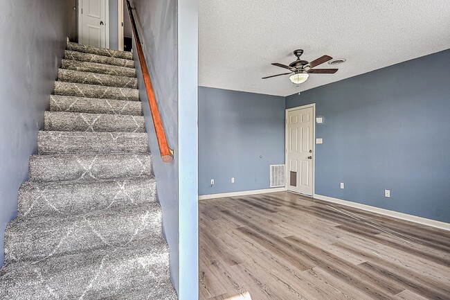 Building Photo - 360 Britton Ave