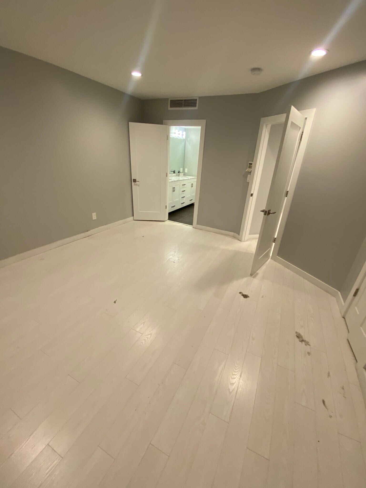 Building Photo - 471 Massachusetts Ave