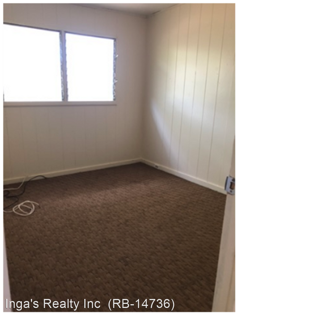 Building Photo - 3 br, 1 bath House - 84-974 Hanalei St #C