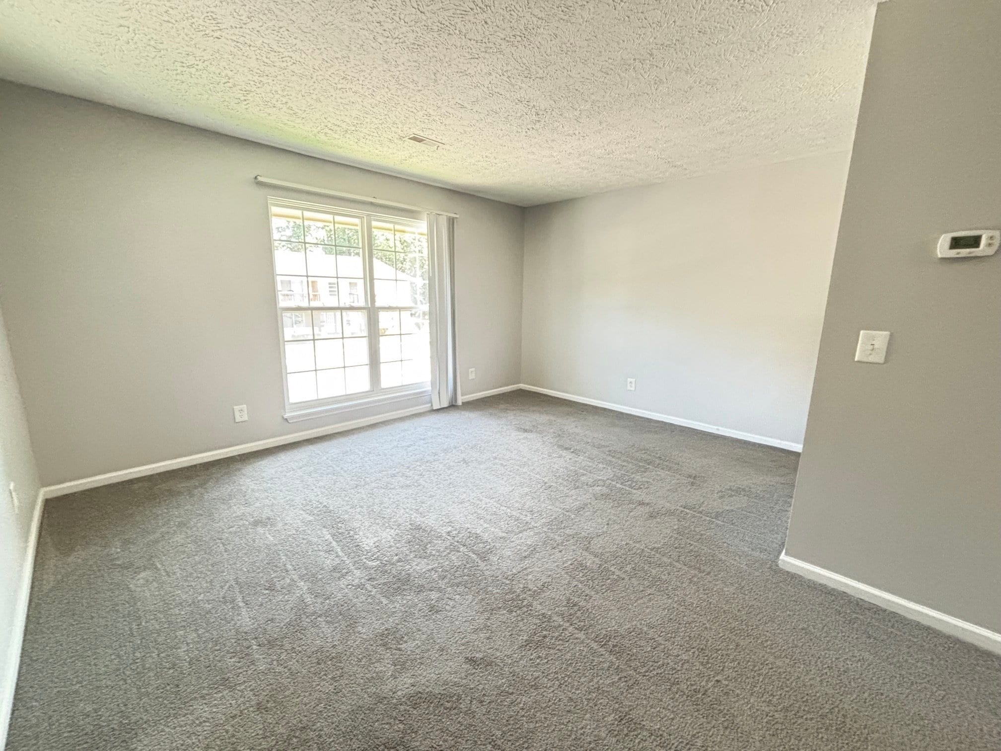 Building Photo - 106 Gardenview Dr