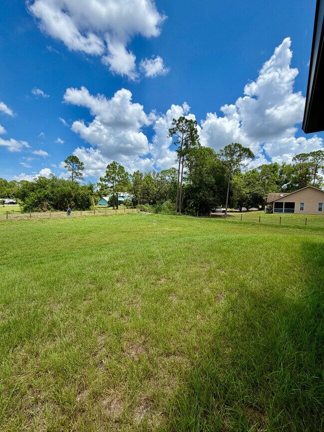 Building Photo - 13177 47th Ct N