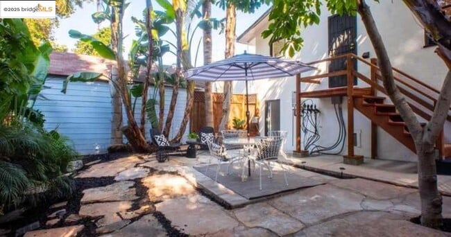 Building Photo - 3373 Arkansas St