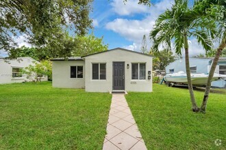 Building Photo - 3 bedroom in Hollywood FL 33020