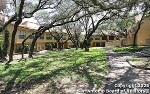 Building Photo - 8642 Fredericksburg Rd