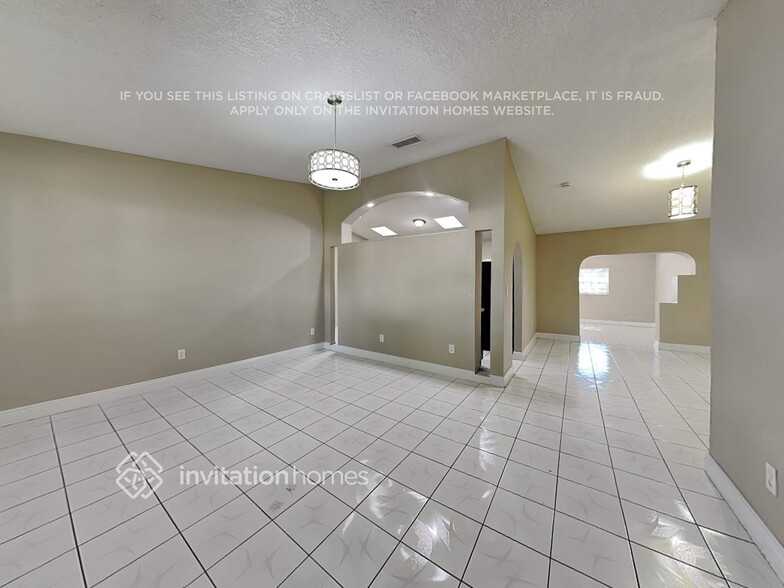 Building Photo - 12900 SW 191st Terrace