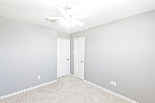 Building Photo - Allen 4 Bedroom available Short Term