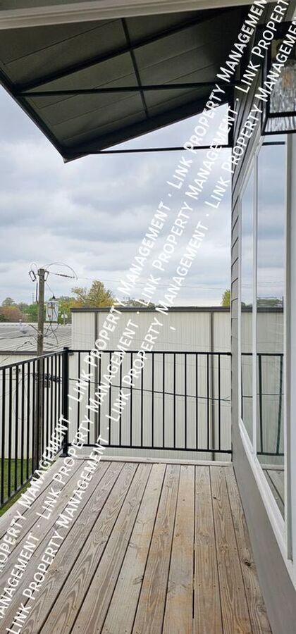 Building Photo - 1445 Fagan St