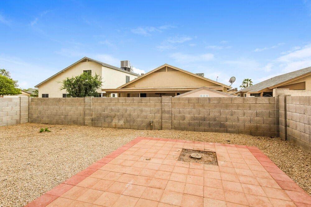 Building Photo - 8841 W Villa Rita Dr