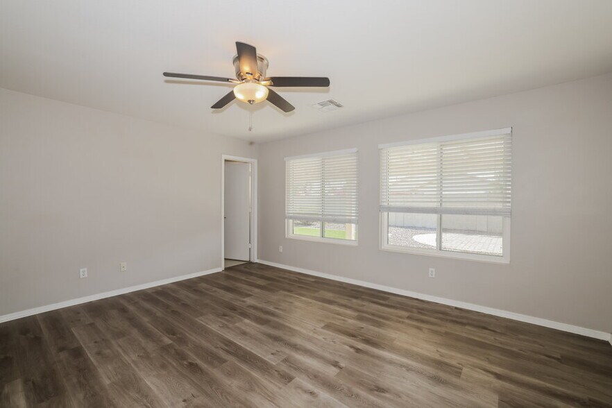 Building Photo - 16107 W Adams St