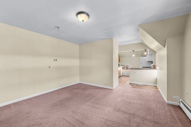 Building Photo - 1151 Monroe St